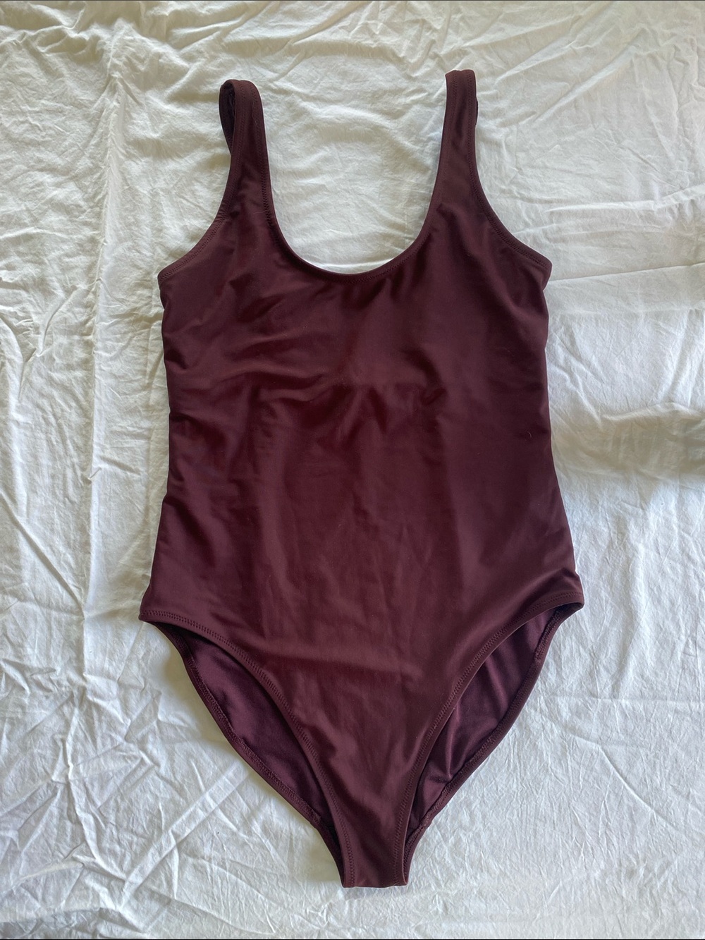 Old Navy Women's Scoop-Neck & Scoop-Back One-Piece Swimsuit in Plum